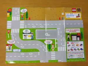トミカプレイングシート（道路マップ）＆TOYOTA GAZOO Racing ポスター