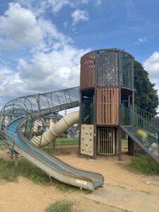 新鎌ふれあい公園