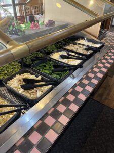 あさくま最大の魅力！45品以上のサラダバー