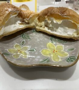ミニストップの「ダブルクリームシュー」