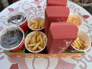 リフレッシュメントコーナーのホットドッグ