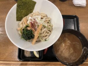 1年2組、豚骨つけ麺(320g) 1000円